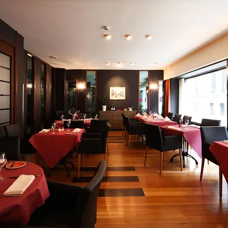 Theater Hotell 4*